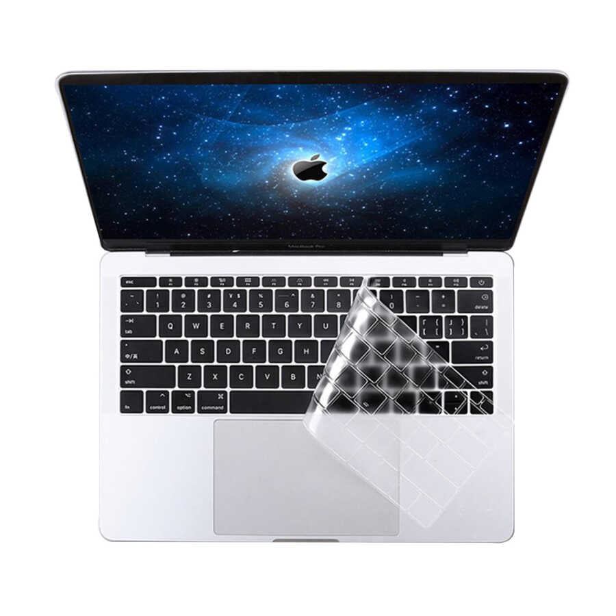 Apple Macbook Pro 16.2 2023 A2780 Zore Klavye Koruyucu Şeffaf Silikon Ped Renksiz