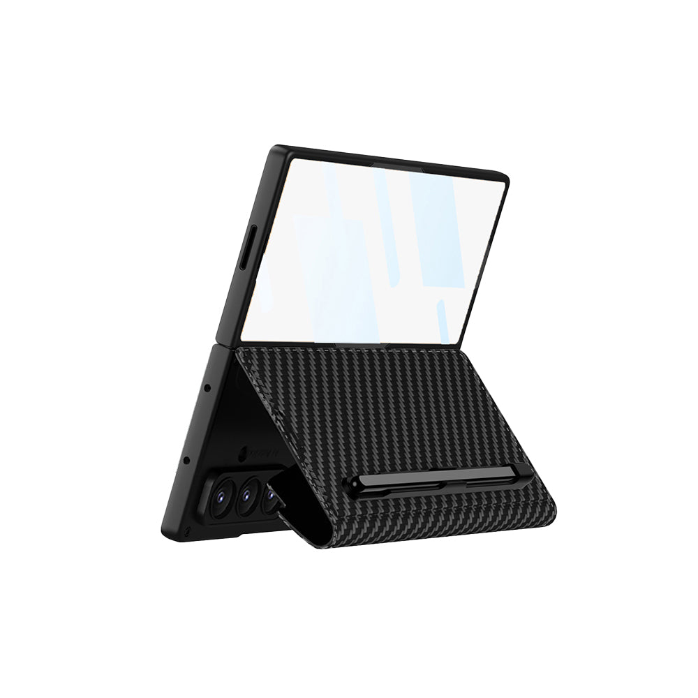 Galaxy Z Fold 7 Kılıf Kamera Korumalı Karbon Tasarımlı Zore Kıpta Kalem Bölmeli Fest Kapak Siyah